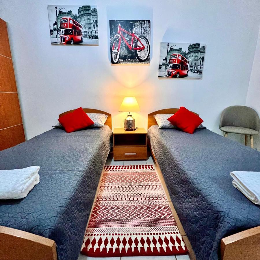 F2 - Lovely Two Bedrooms Flat Sea View, St Julians Сент Джулианс Экстерьер фото