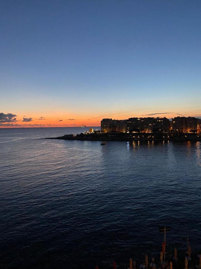 F2 - Lovely Two Bedrooms Flat Sea View, St Julians Сент Джулианс Экстерьер фото