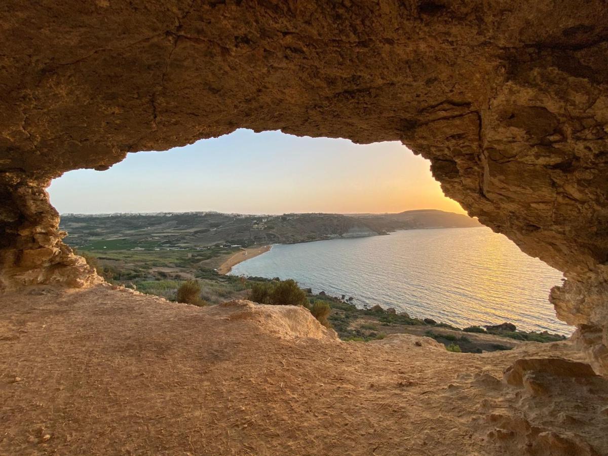 F2 - Lovely Two Bedrooms Flat Sea View, St Julians Сент Джулианс Экстерьер фото